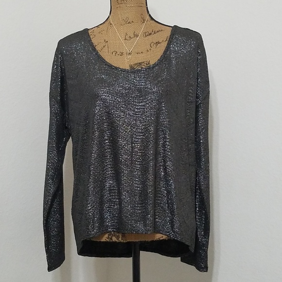BCBGeneration Tops - BCBGENERATION•metallic silver black top